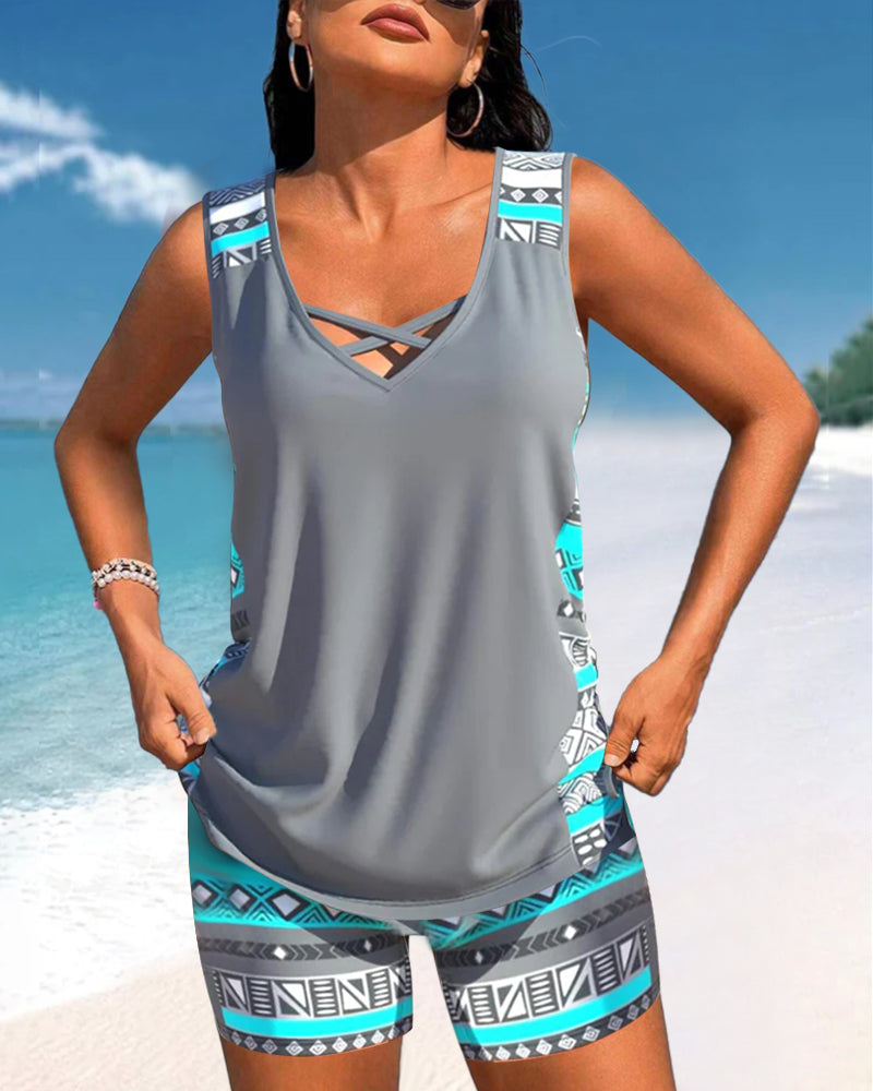 Geometric Print Tankinis with V-Neck