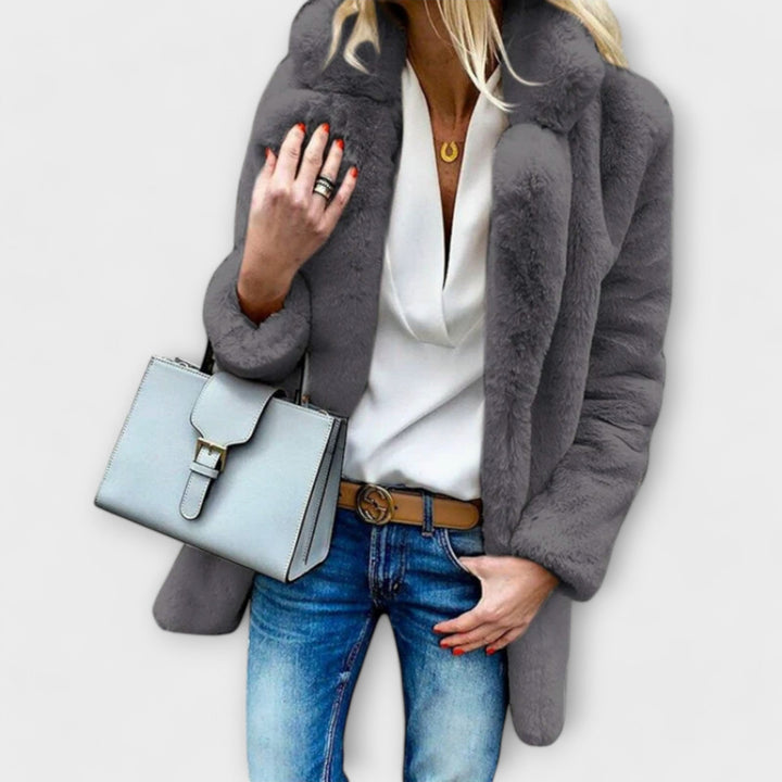 Luna – Cosy and Plush Winter Jacket